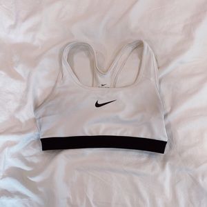 nike sports bra